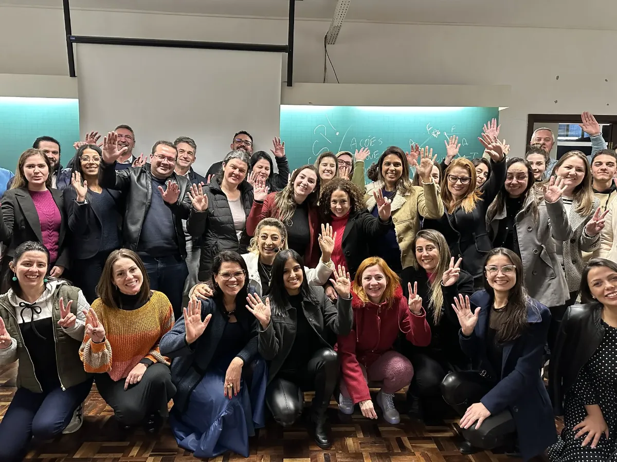 Turma presencial do curso de vendas de consórcio